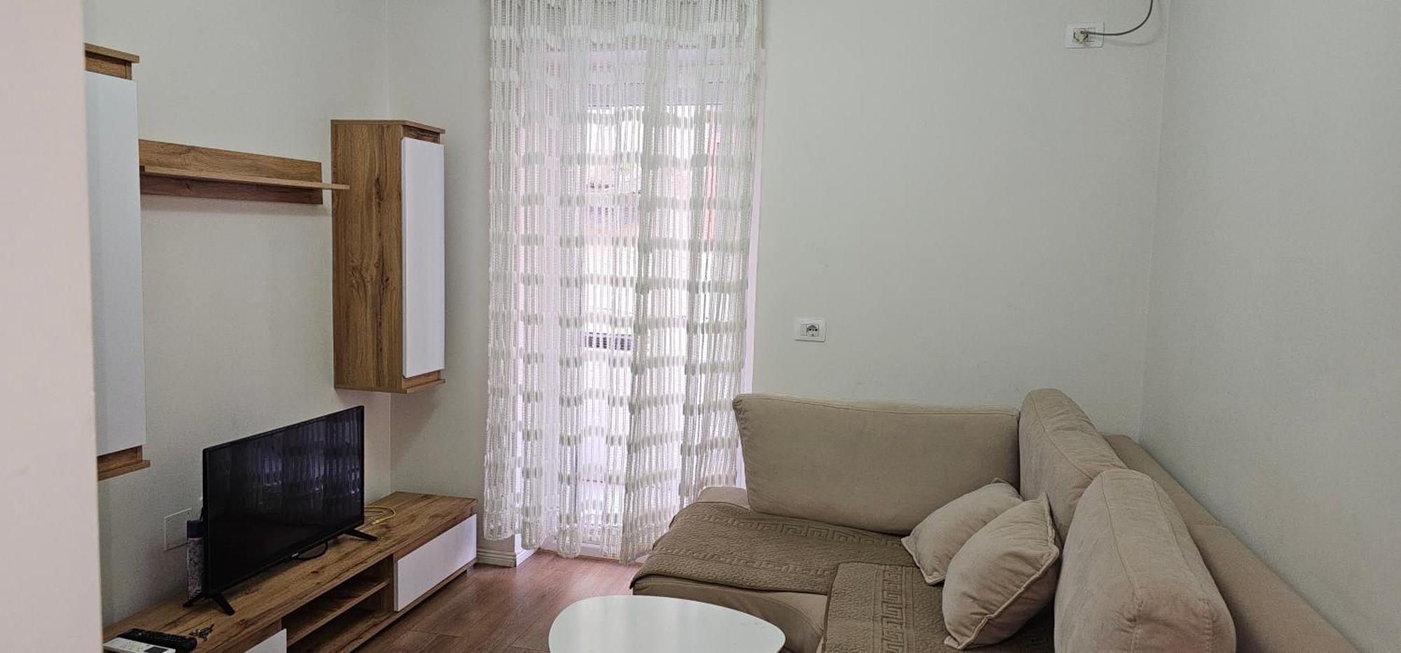 Ajla Komuna Apartament Apartment Tirana Exterior photo