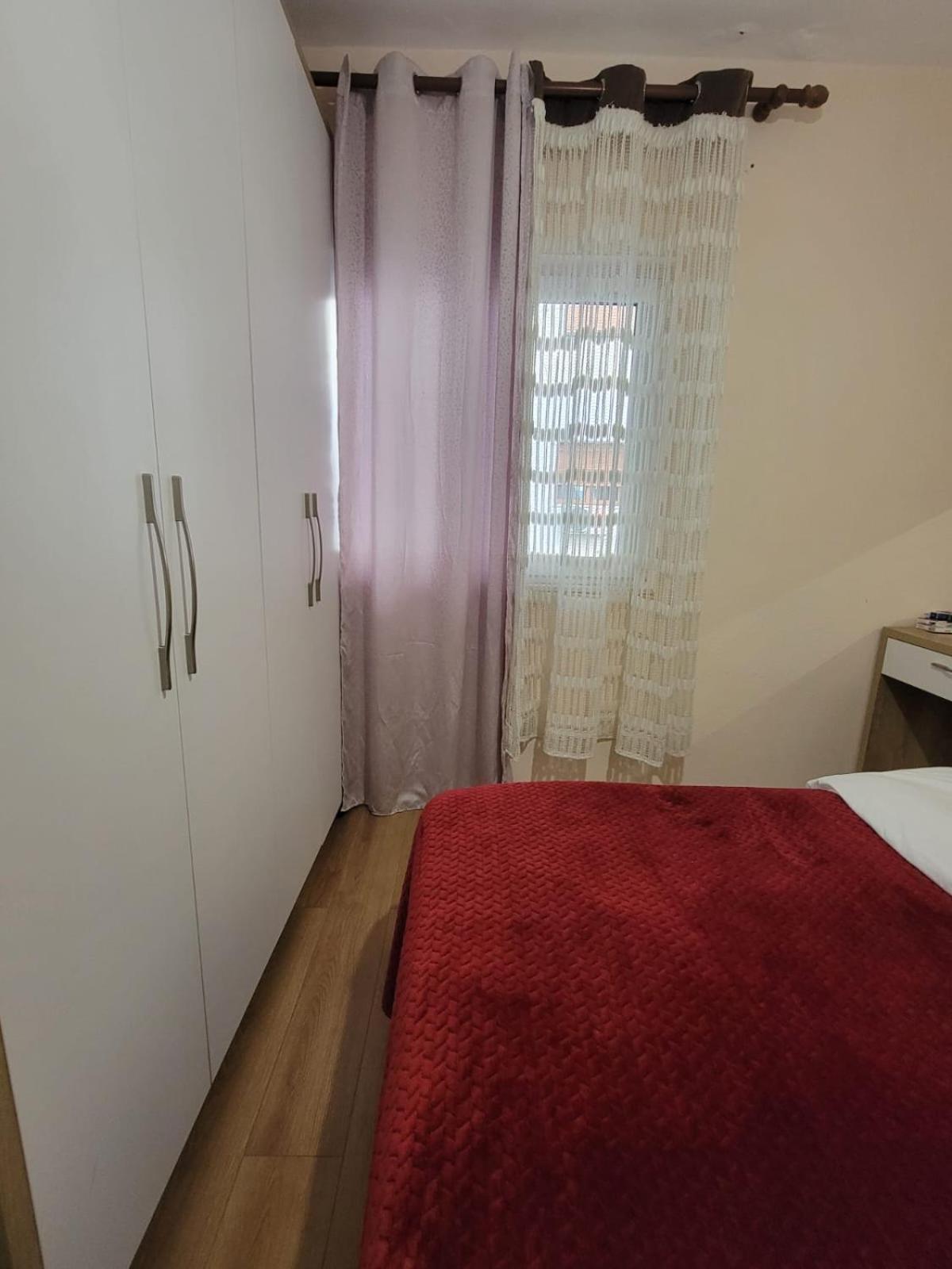 Ajla Komuna Apartament Apartment Tirana Exterior photo
