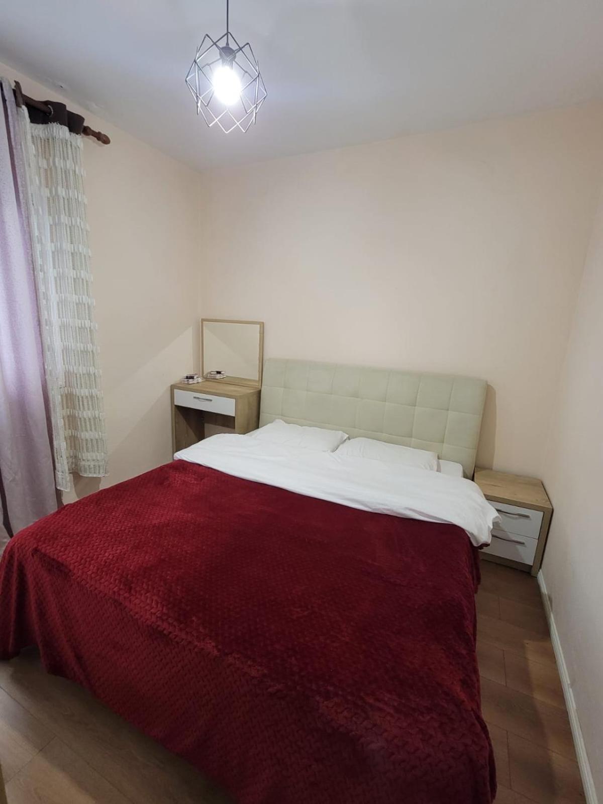 Ajla Komuna Apartament Apartment Tirana Exterior photo